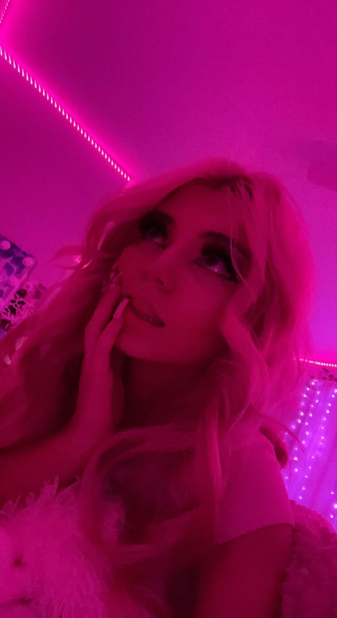 angel profile image