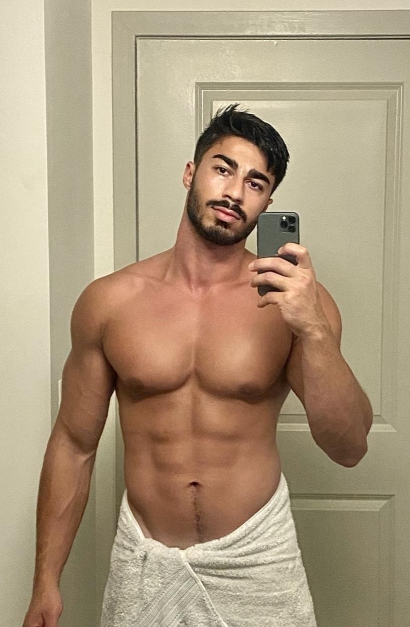Mo Saffari profile image