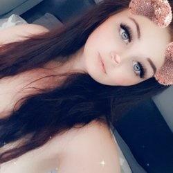 Curvy queen 😜 profile image